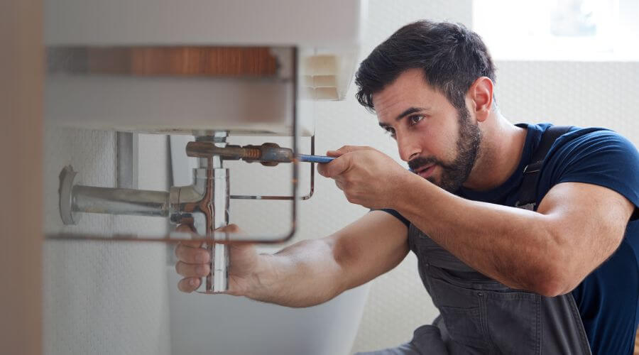 Professional sink repair in Eola, IL